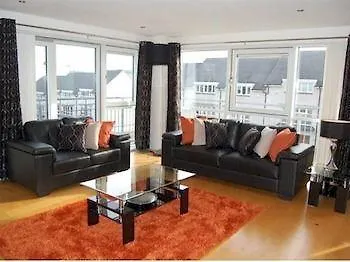 Shaw Crescent Daire Aberdeen